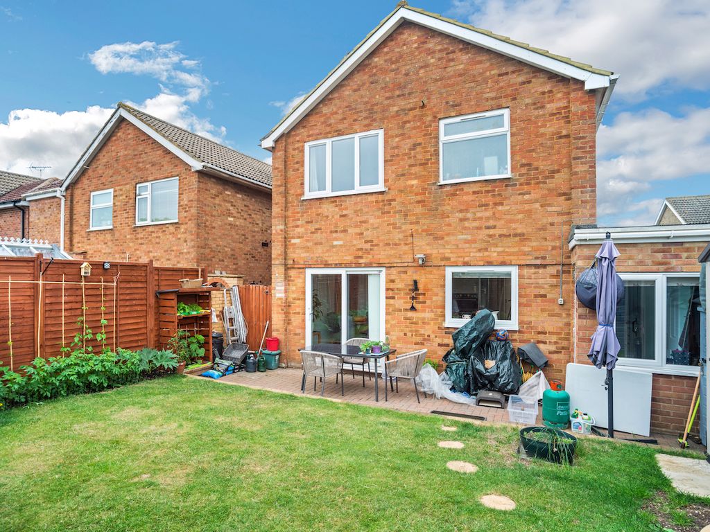 4 bed detached house for sale in Antona Gardens, Raunds