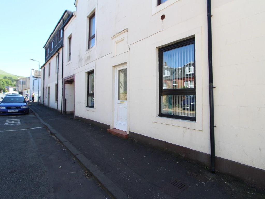 3 bed flat for sale in Waterside Street, Largs KA30 Zoopla