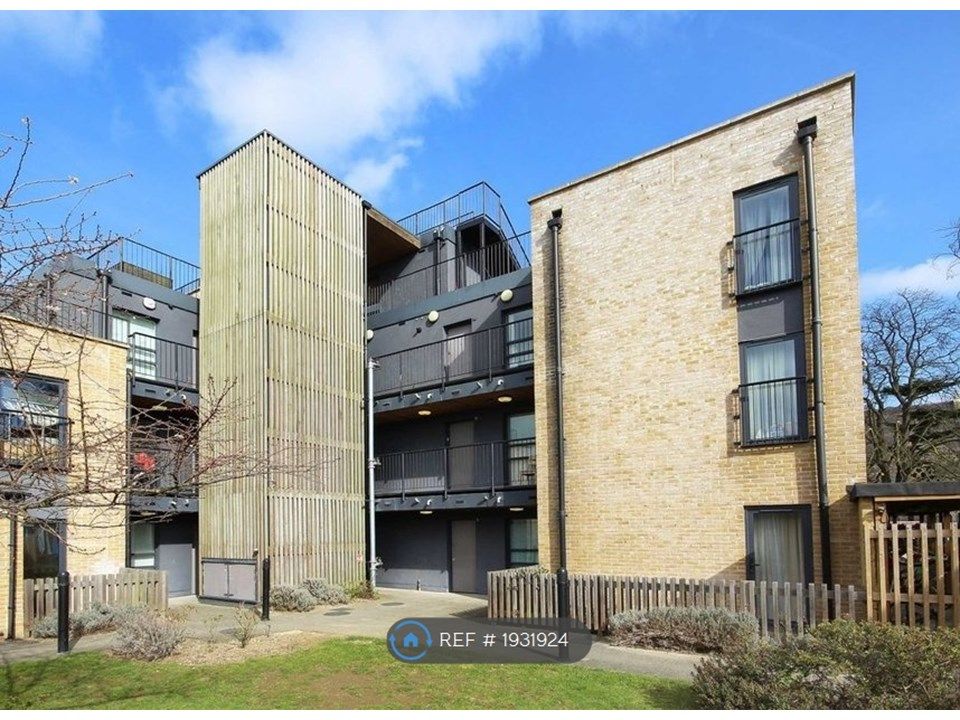 1 bed flat to rent in Bath Road, Hounslow TW4, £1,495 pcm Zoopla