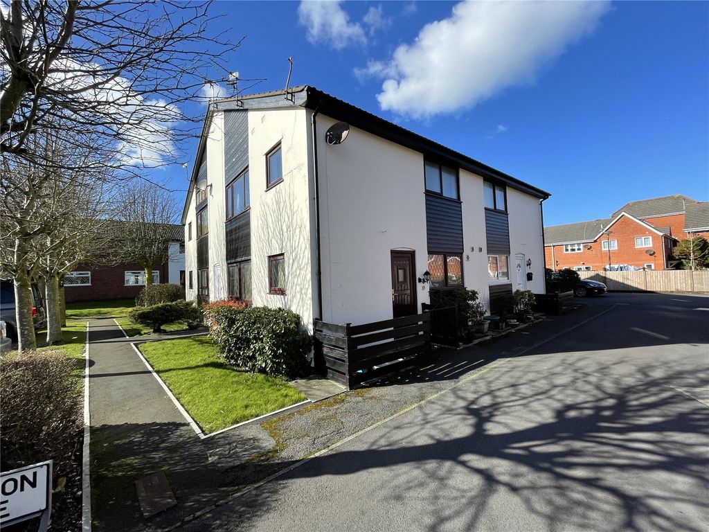 Studio for sale in Snowdon Close, Blackpool, Lancashire FY1 Zoopla