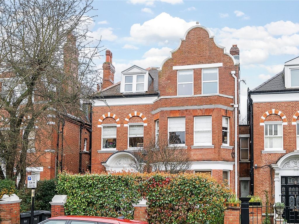 2 bed flat for sale in Frognal Lane, London NW3, £1,250,000 Zoopla