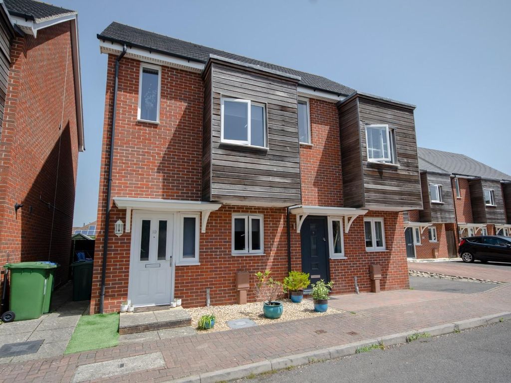 3 bed town house for sale in Old School Close, Sholing, Southampton