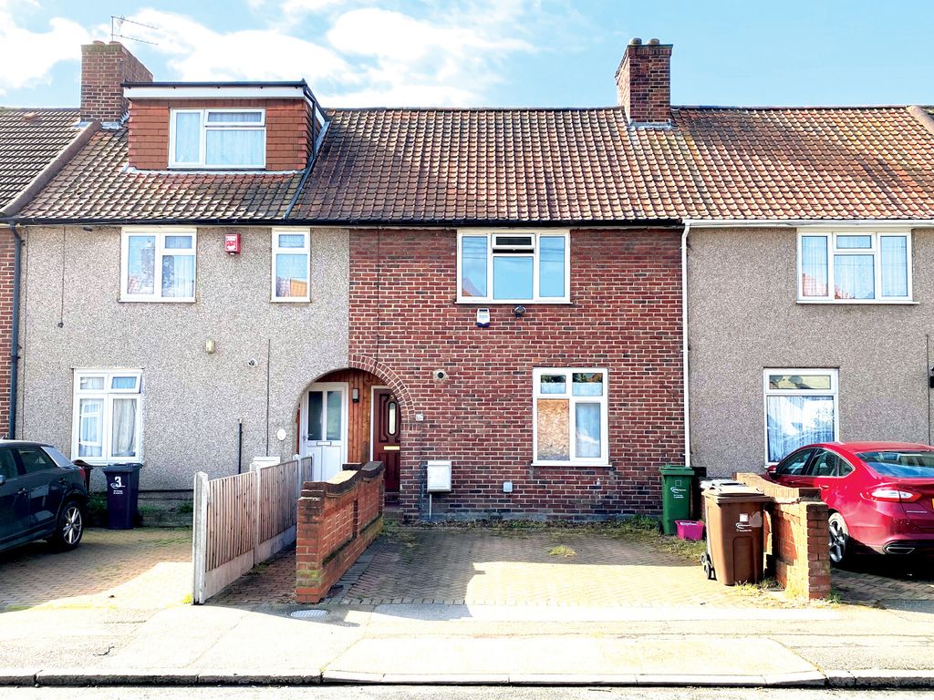 2 bed terraced house for sale in Homestead Road, Dagenham RM8 Zoopla