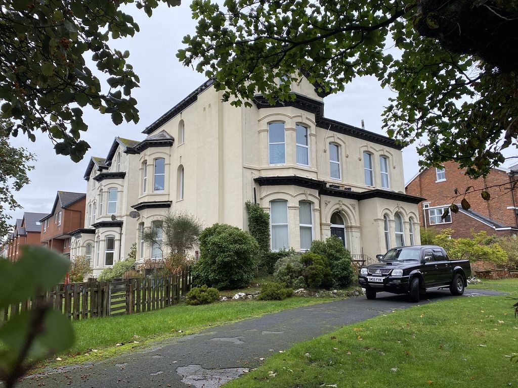6 bed property for sale in Albert Road, Southport, Merseyside. PR9 Zoopla