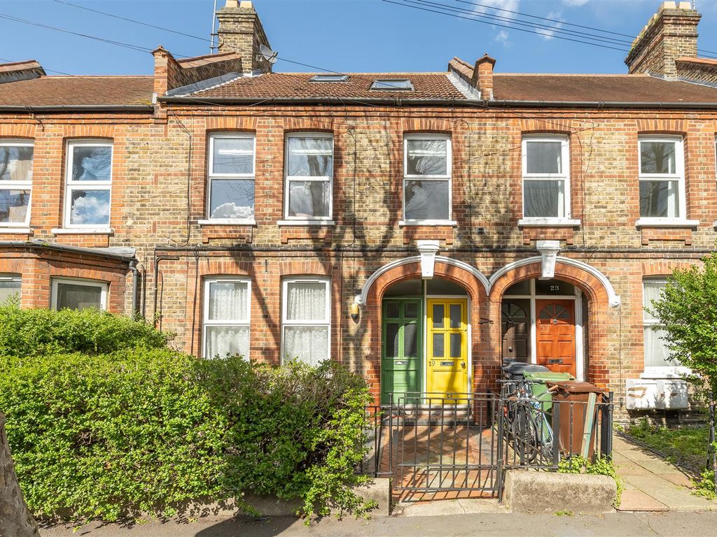 3 bed flat for sale in Hawarden Road, London E17 Zoopla