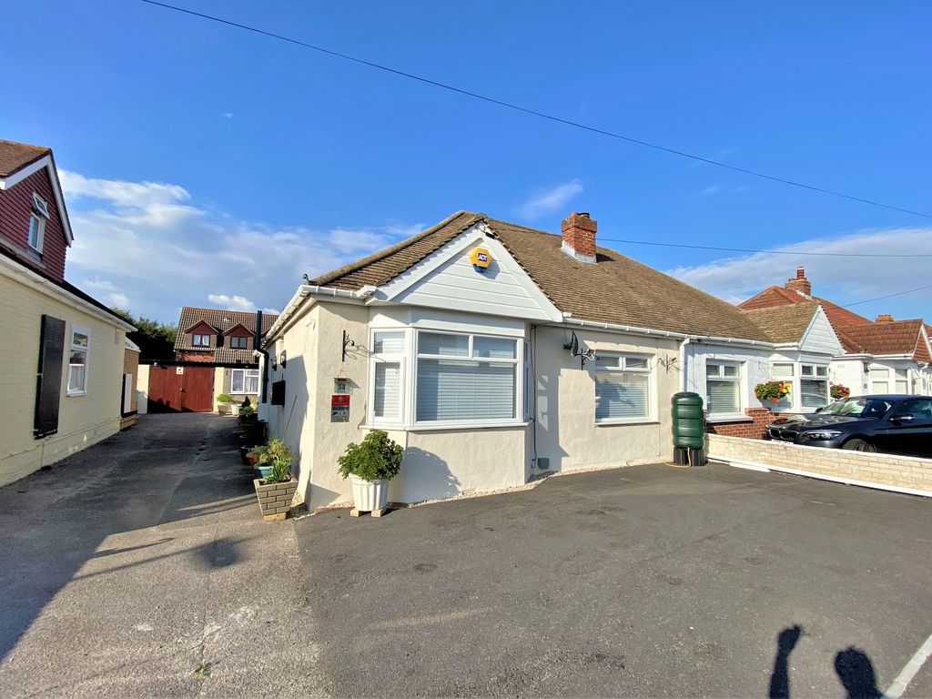 3 bed semidetached bungalow for sale in Bridgemary Grove, Gosport PO13