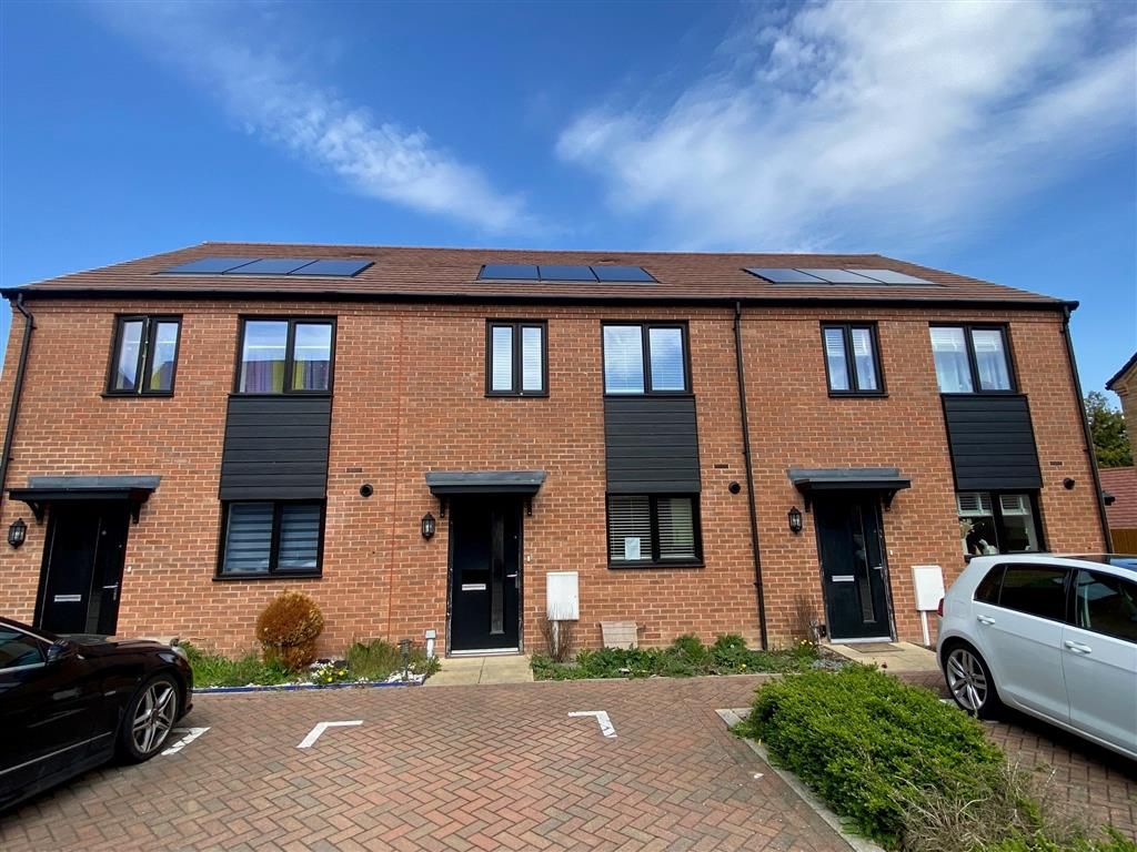 2 bed semidetached house for sale in Hirschield Drive, Leybourne, West