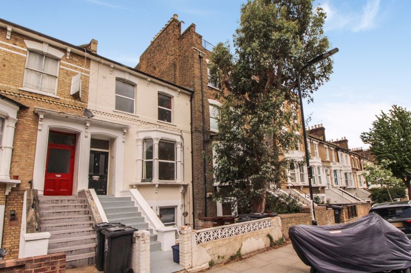5 bed terraced house for sale in Farleigh Road, Stoke Newington N16