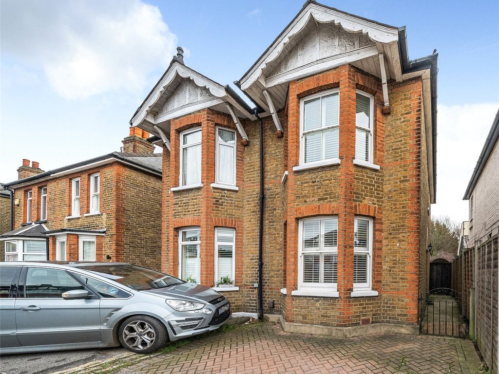 3 bed semidetached house for sale in Hersham, Surrey KT12, £525,000
