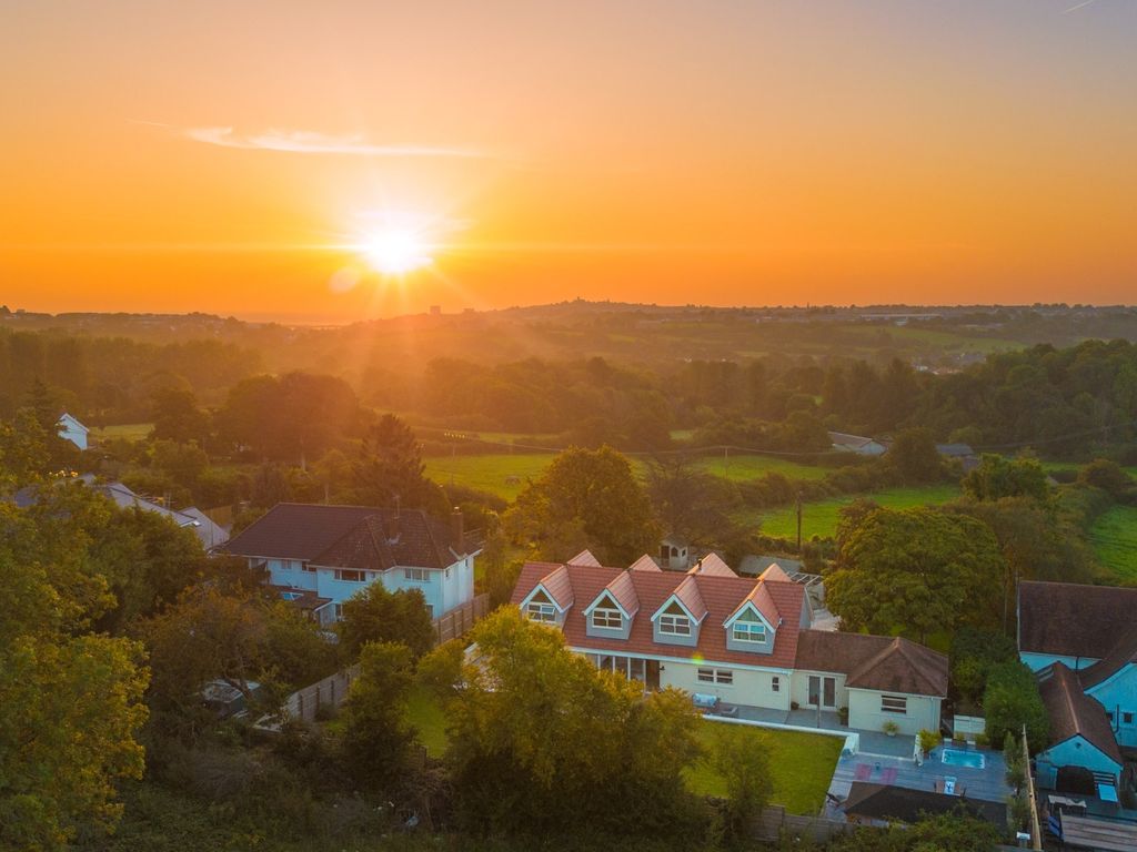 5 bed detached house for sale in PenYTurnpike Road, Dinas Powys CF64
