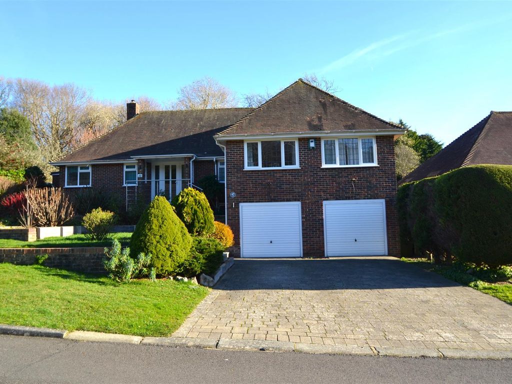 3 bed detached bungalow for sale in Peakdean Lane, Friston, Eastbourne