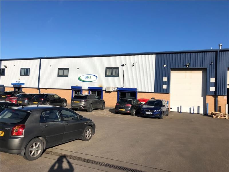 Industrial to let in Unit 2 Maple Court, Forest Business Park, Bardon