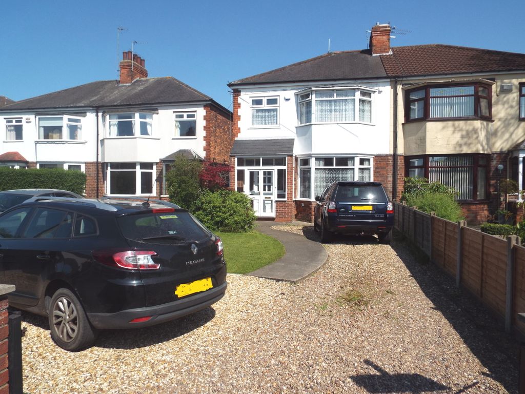 3 bed semidetached house for sale in Chanterlands Avenue, Hull HU5
