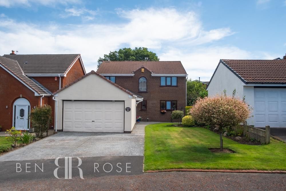 4 bed detached house for sale in Pear Tree Avenue, Coppull, Chorley PR7
