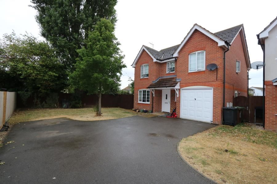 4 bed detached house to rent in Yardley Close, Corby NN17 Zoopla
