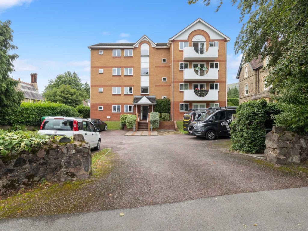 3 bed flat for sale in Imperial Road, Malvern WR14, £265,000 Zoopla