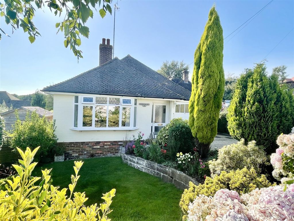 2 bed detached bungalow for sale in The Highlands, BexhillOnSea TN39