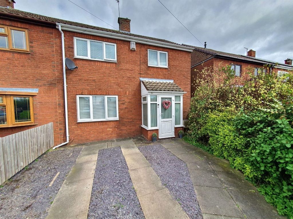 3 bed semidetached house for sale in St. Lawrence Road, Ansley