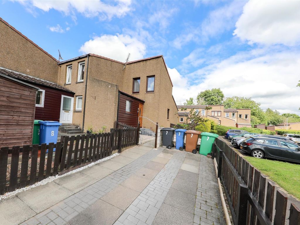 3 bed end terrace house for sale in Fordell Road, Glenrothes KY7, £