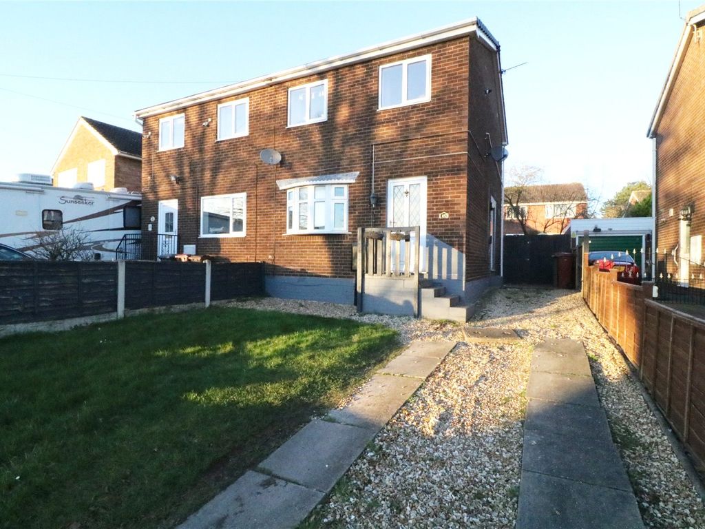3 bed semidetached house to rent in Valley View Drive, Bottesford