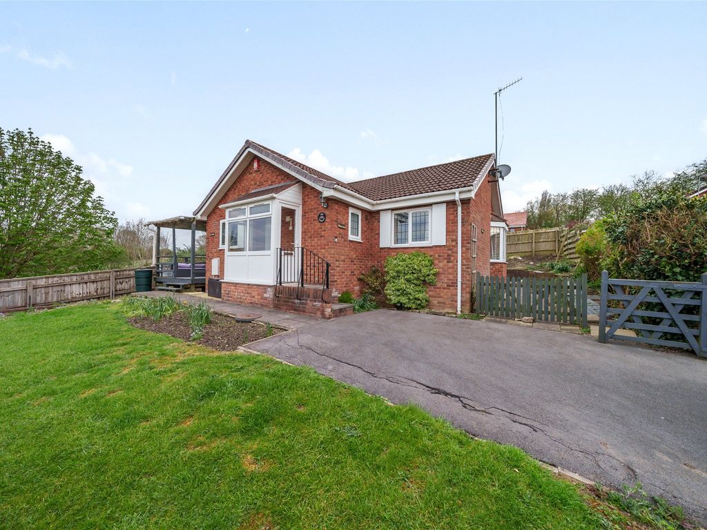 3 bed bungalow for sale in Badgers Drive, Bristol, Somerset BS10 Zoopla