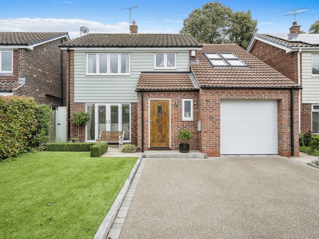 4 bed detached house for sale in Long Meadows, Everton, Doncaster DN10