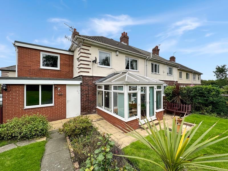 3 bed semidetached house for sale in Hillside Road, Ackworth