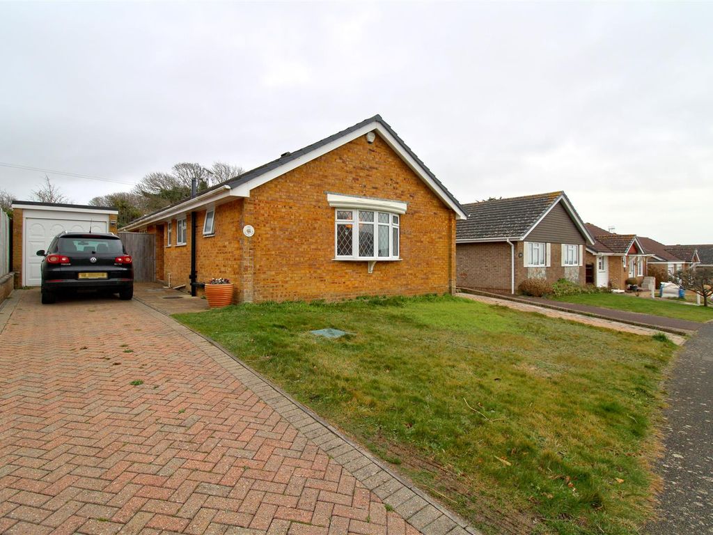 3 bed detached bungalow for sale in North Way, Seaford BN25, £475,000