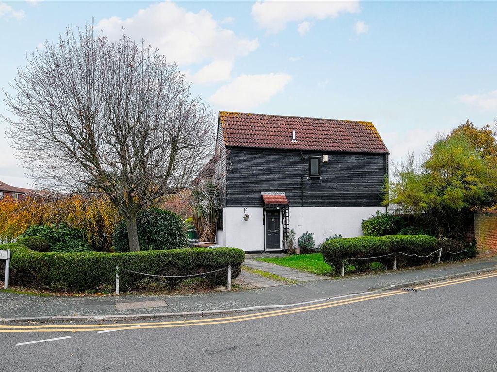 2 bed property for sale in Mapleton Road, London E4, £380,000 Zoopla