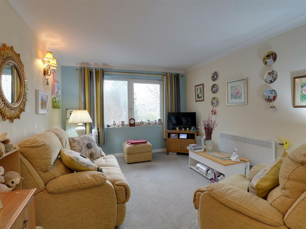 1 bed flat for sale in Sandbach Road South, Alsager, StokeOnTrent ST7, £79,950 Zoopla