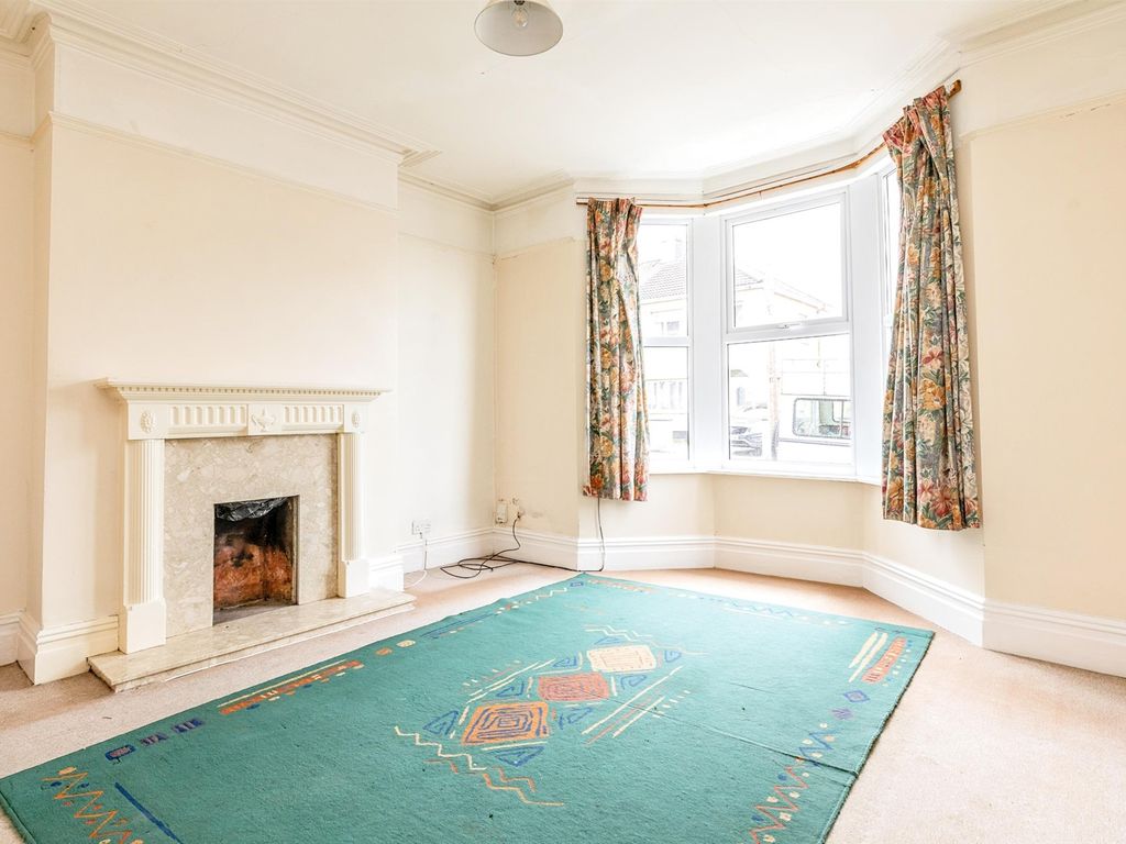 Dursley Road, Shirehampton, Bristol BS11  