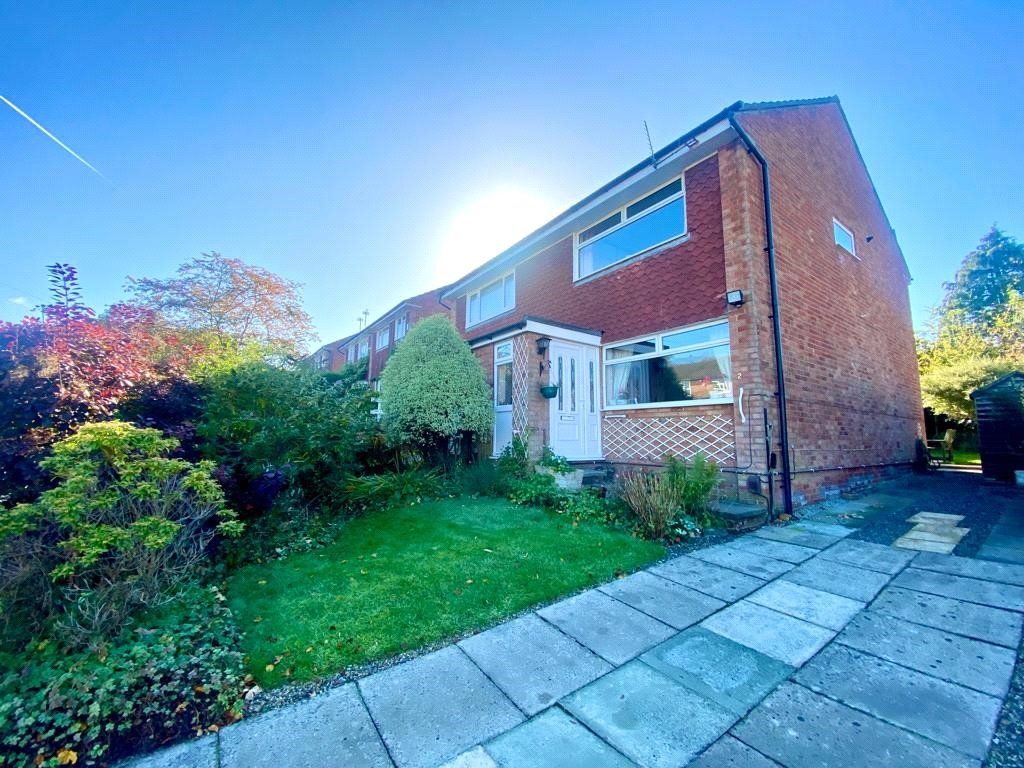 2 bed semidetached house for sale in Whinchat Close, Offerton