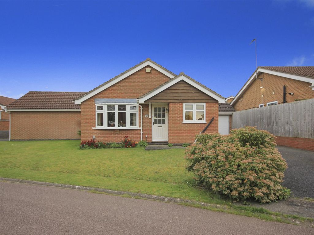 2 bed detached bungalow for sale in Kendal Close, Rushden NN10 Zoopla