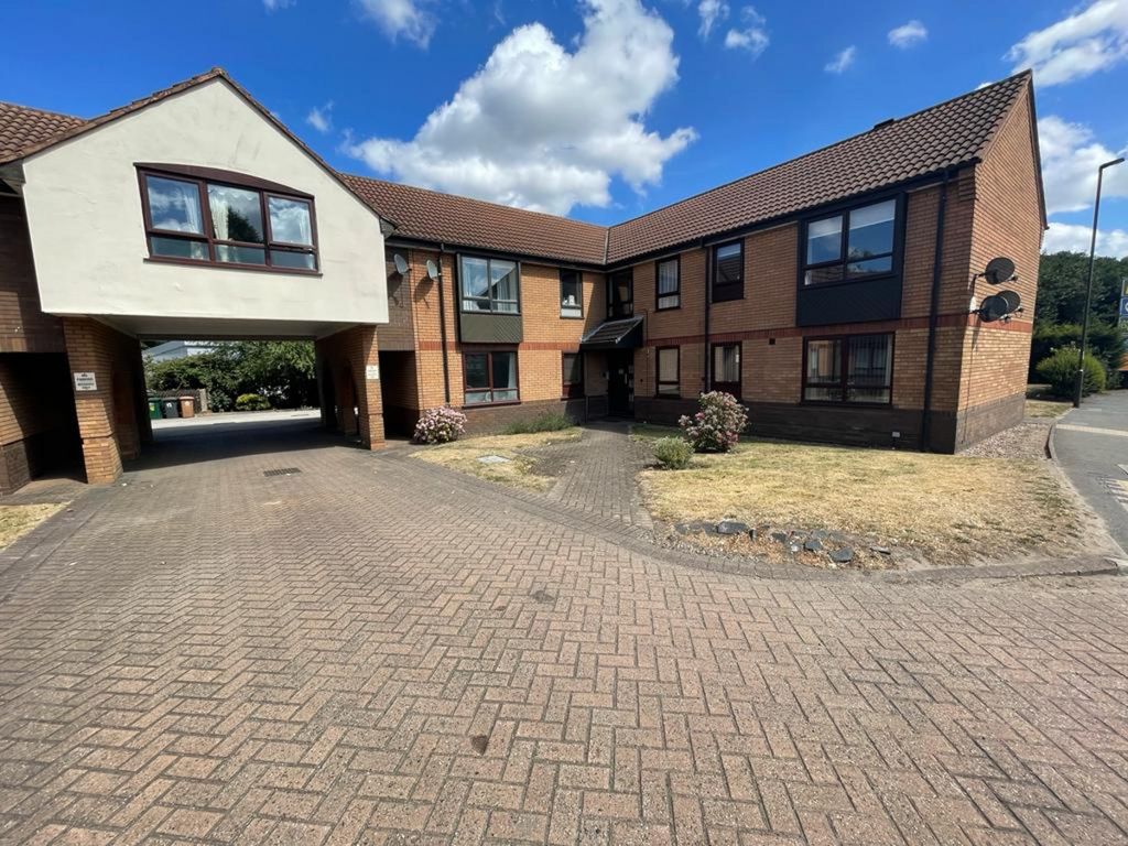 2 bed flat for sale in Civic Way, Swadlincote DE11 Zoopla