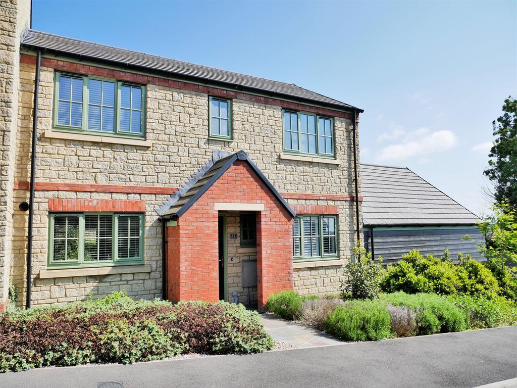 3 bed semidetached house for sale in Britannia Drive, Calne SN11 Zoopla