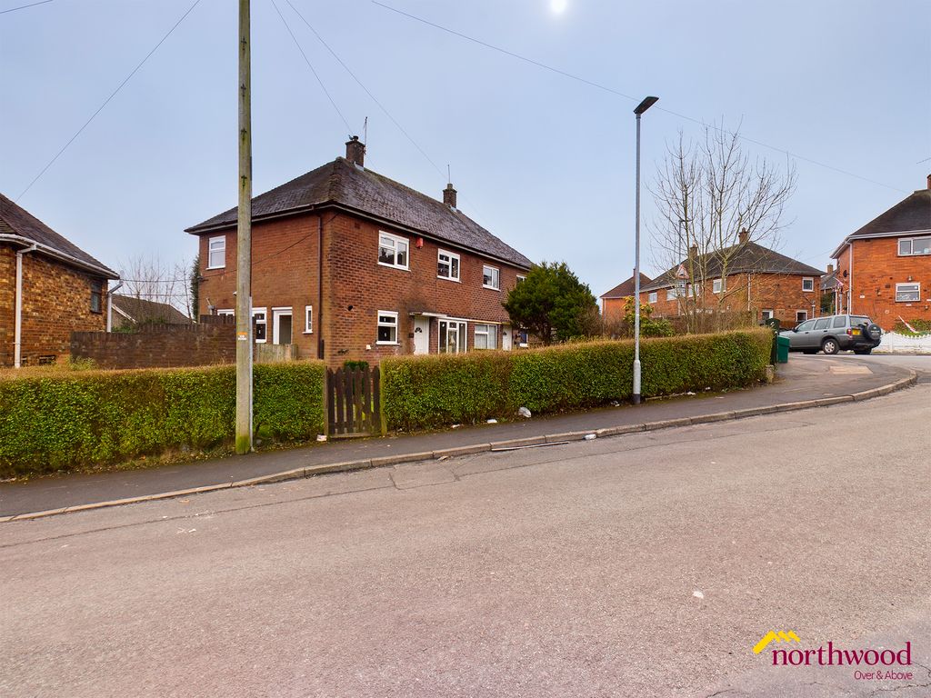 3 bed semidetached house for sale in Withington Road, Fegg Hayes, Stoke On Trent ST6, £140,000