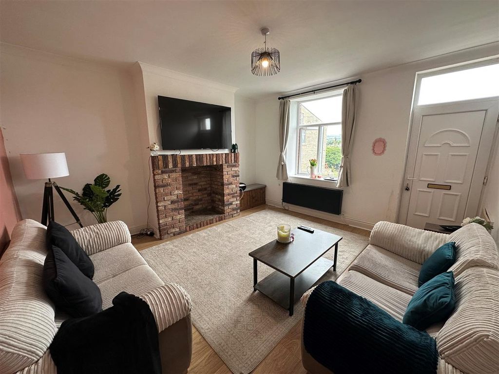 4 bed terraced house for sale in Green End Avenue, Earby, Barnoldswick BB18 Zoopla