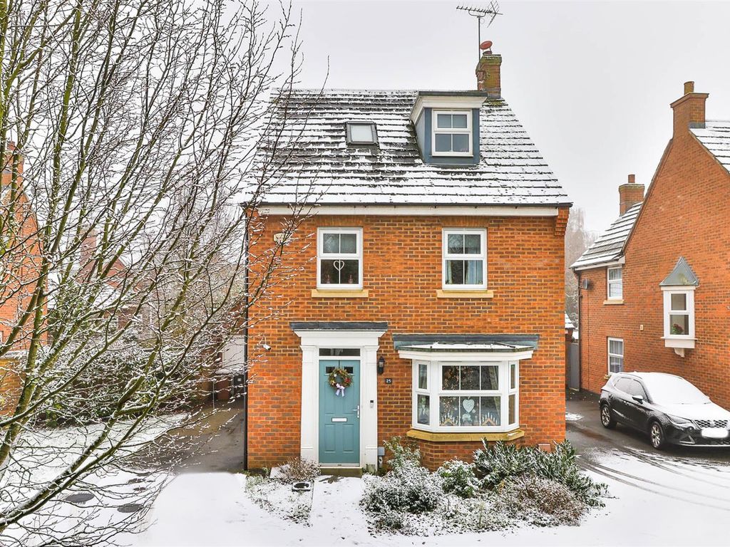 Pym Close, Wellingborough NN8