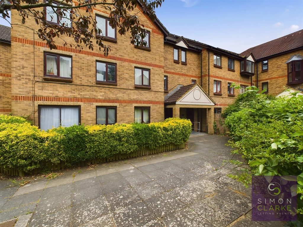 1 bed flat to rent in Chalice Court, East Finchley N2, £1,550 pcm Zoopla