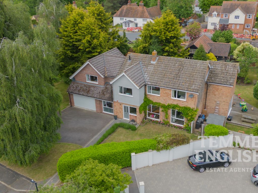 5 bed detached house for sale in Matthews Close, Stratford St Mary