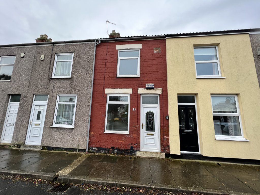 2 bed terraced house to rent in Tennyson Street, Goole DN14, £600 pcm