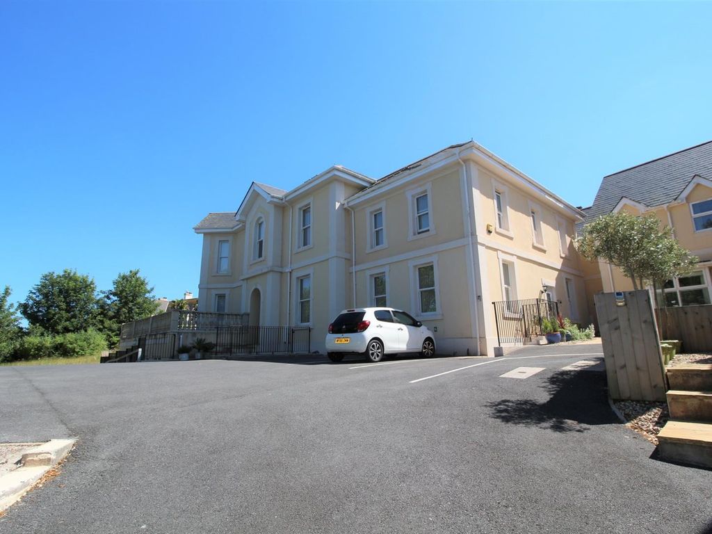 2 bed terraced house to rent in 7 Torbay Court, Chelston Road, Torquay