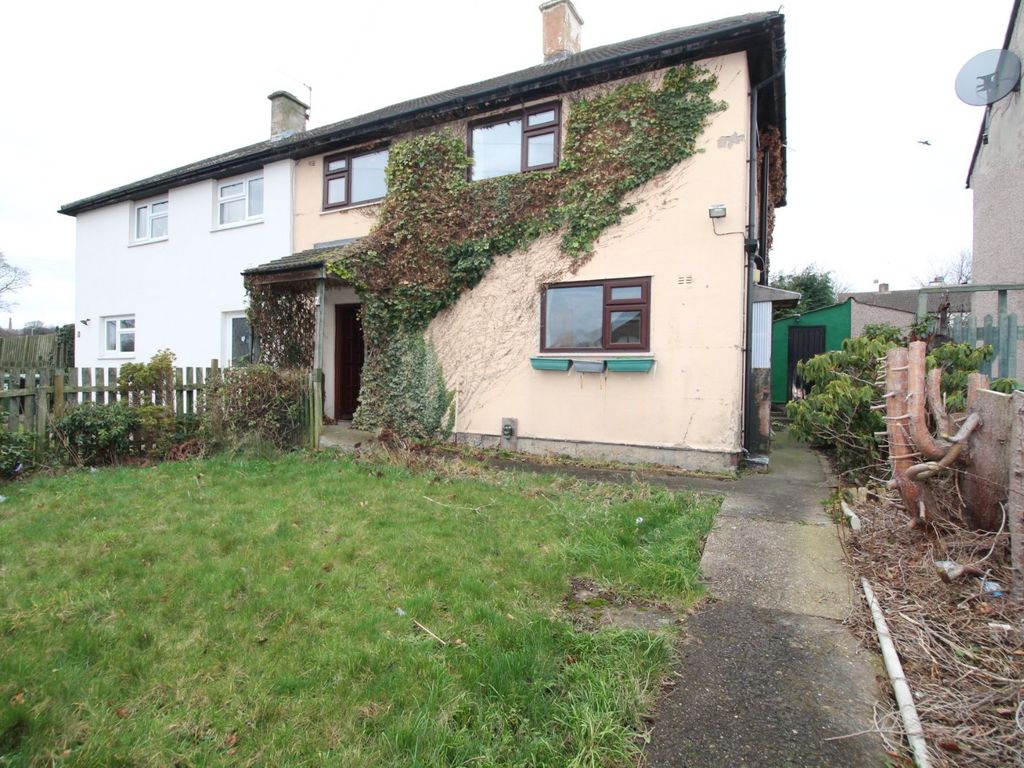 3 bed semidetached house for sale in Harvey Royd, Almondbury