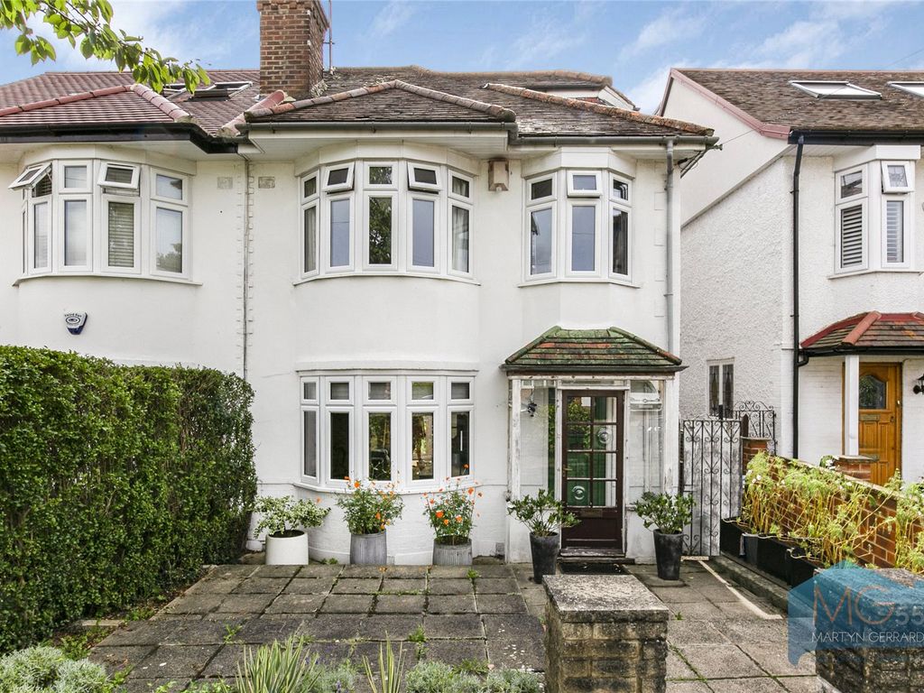 4 bed semidetached house for sale in Pymmes Green Road, London N11
