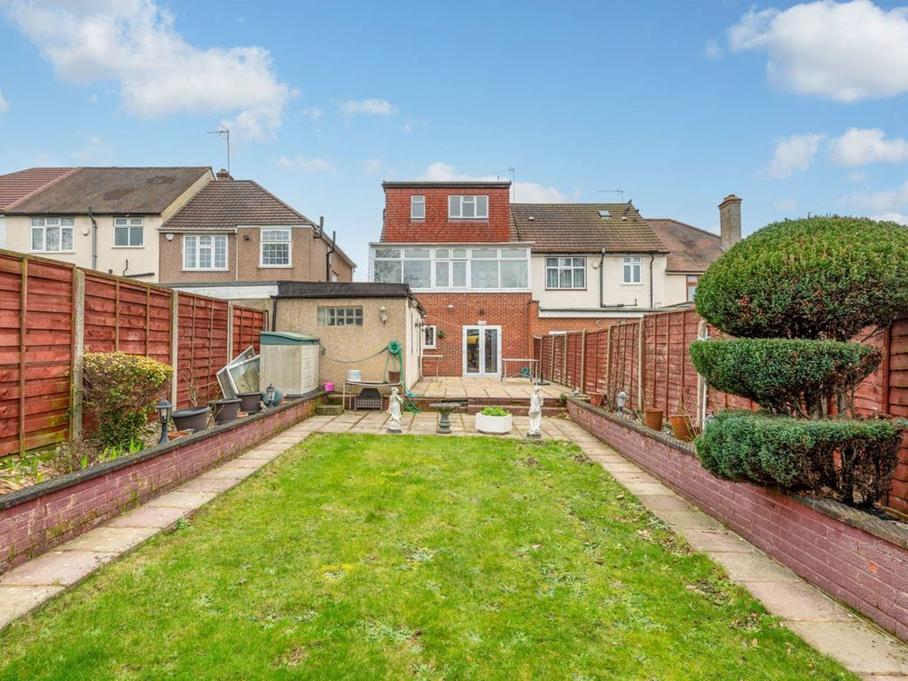 4 bed end terrace house for sale in The Rise, Neasden, London NW10, £