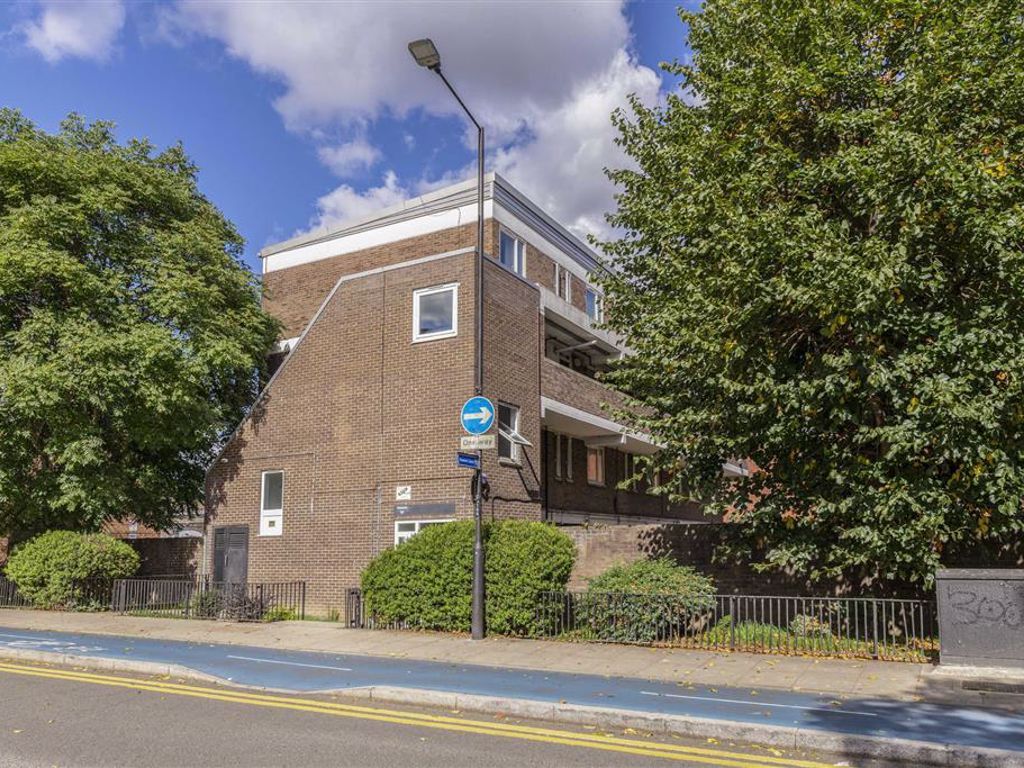 3 bed flat for sale in Cable Street, London E1W Zoopla