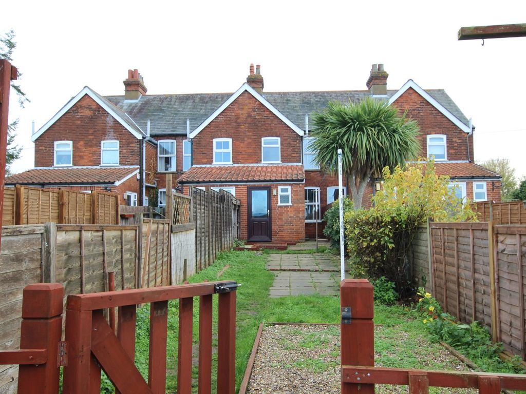 2 bed terraced house for sale in Harkstead Road, Holbrook, Ipswich