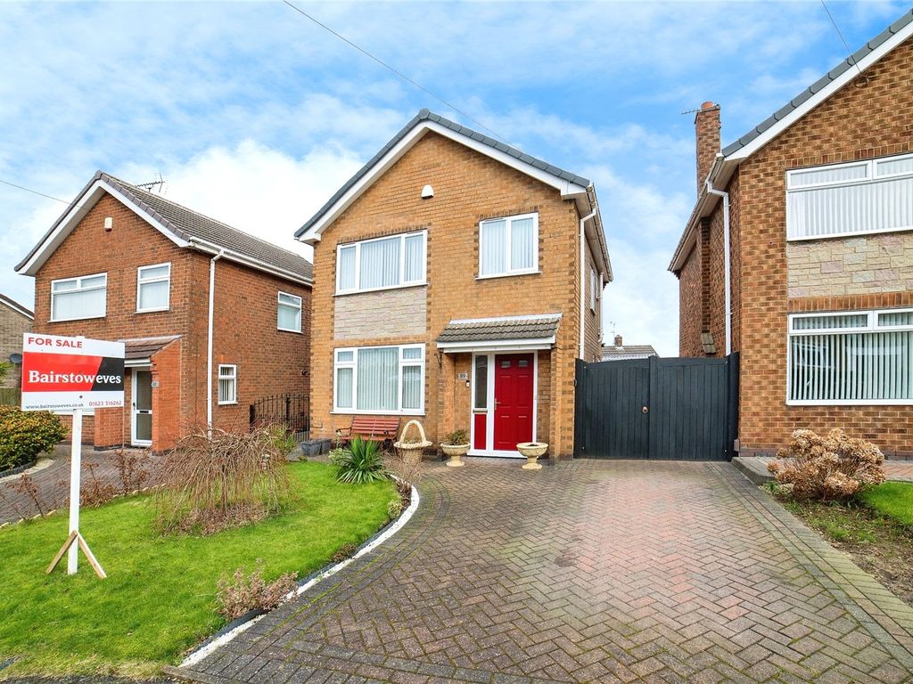 3 bed detached house for sale in Coronation Drive, South Normanton, Alfreton, Derbyshire DE55, £
