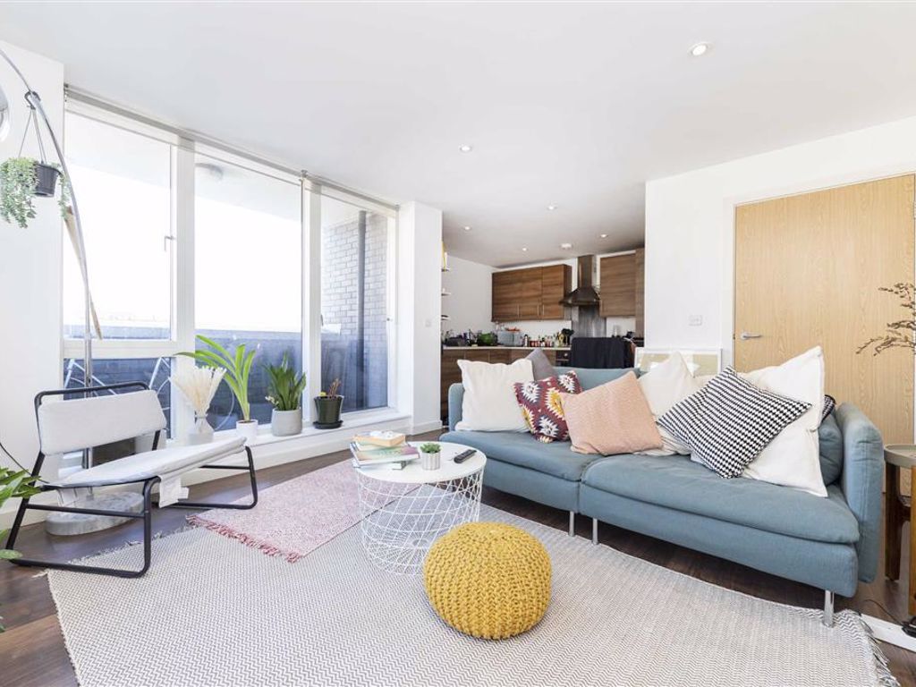 Cambridge Crescent, London E2