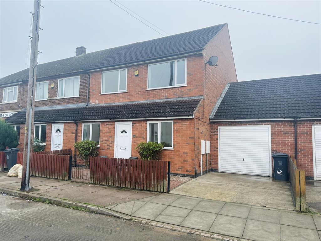 3 bed town house for sale in Appleton Avenue, Beaumont Leys, Leicester